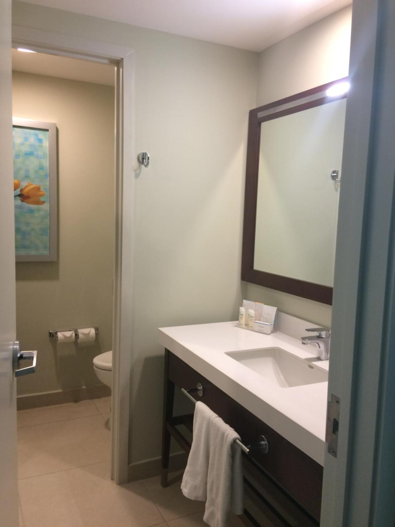 Hotel Hampton By Hilton 3*